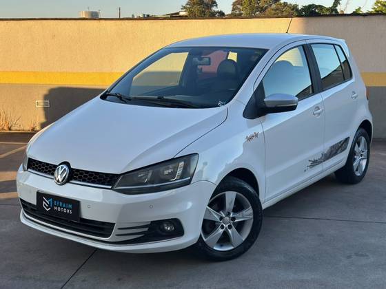 VOLKSWAGEN FOX 1.6 MI ROCK IN RIO 8V FLEX 4P MANUAL VOLKSWAGEN FOX 1.6 MI ROCK IN RIO 8V FLEX 4P MANUAL